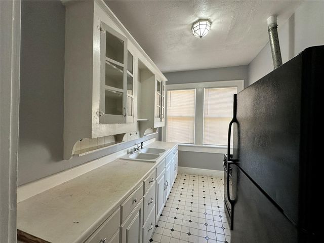 4430 Bell Street 1, Houston, TX 77023