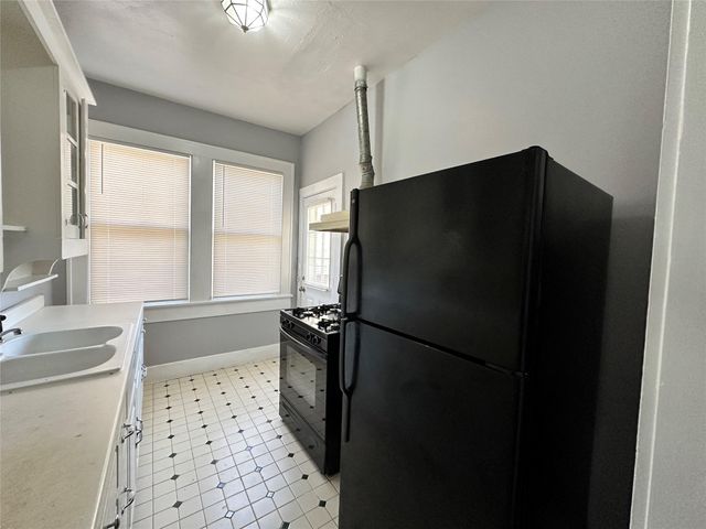 4430 Bell Street 1, Houston, TX 77023