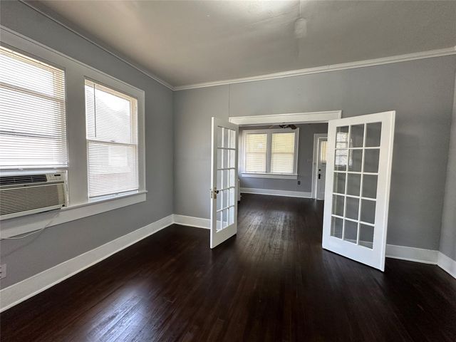 4430 Bell Street 1, Houston, TX 77023