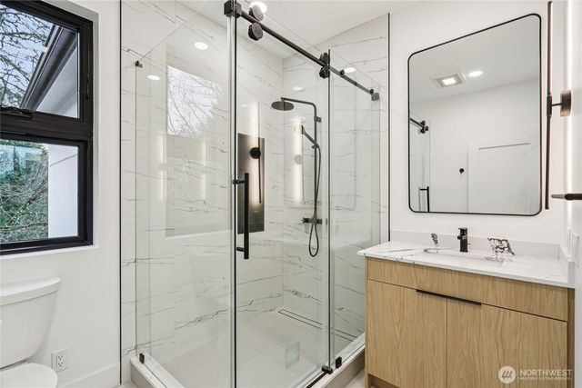15415 NE 103rd Way, Redmond, WA 98052