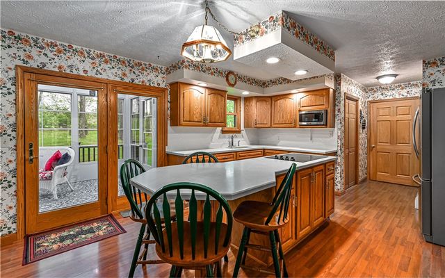 230 Election House Rd, Franklin Twp, PA 16001