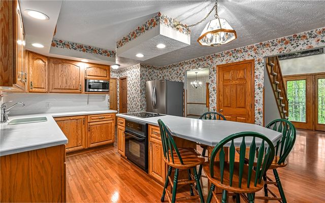 230 Election House Rd, Franklin Twp, PA 16001