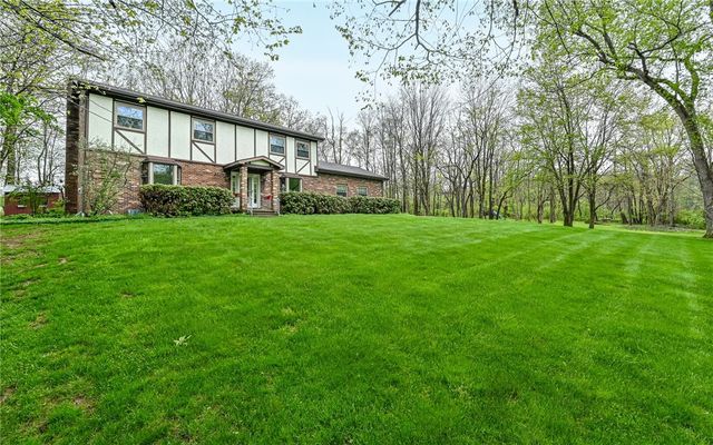 230 Election House Rd, Franklin Twp, PA 16001