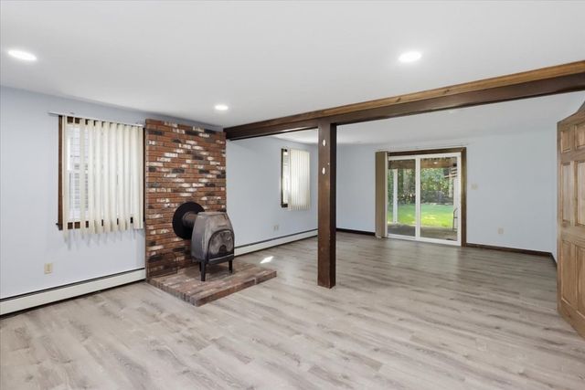 770 Old Warren Rd, Swansea, MA 02777
