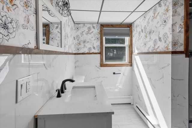 770 Old Warren Rd, Swansea, MA 02777