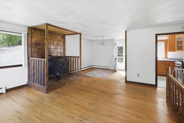 770 Old Warren Rd, Swansea, MA 02777