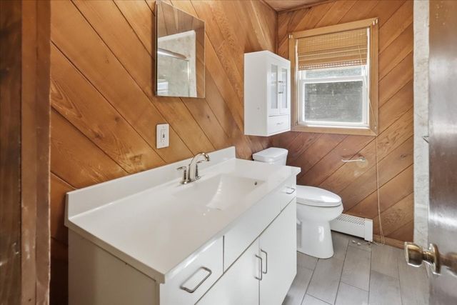 770 Old Warren Rd, Swansea, MA 02777