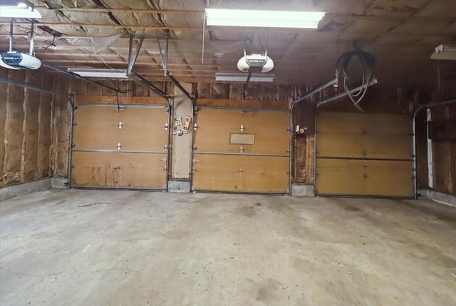 770 Old Warren Rd, Swansea, MA 02777
