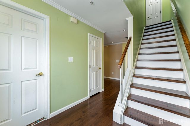 2 Guisborough Way, Edison, NJ 08820