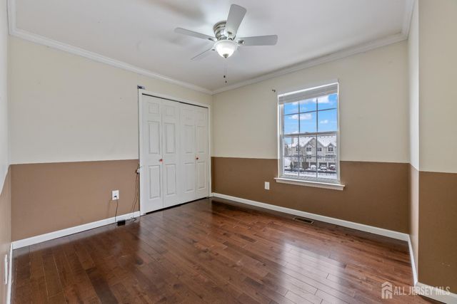 2 Guisborough Way, Edison, NJ 08820