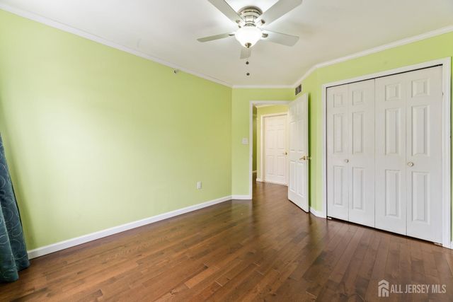 2 Guisborough Way, Edison, NJ 08820