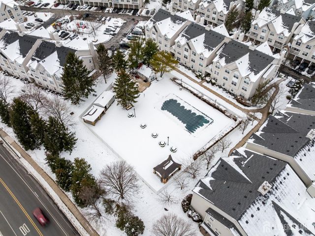 2 Guisborough Way, Edison, NJ 08820