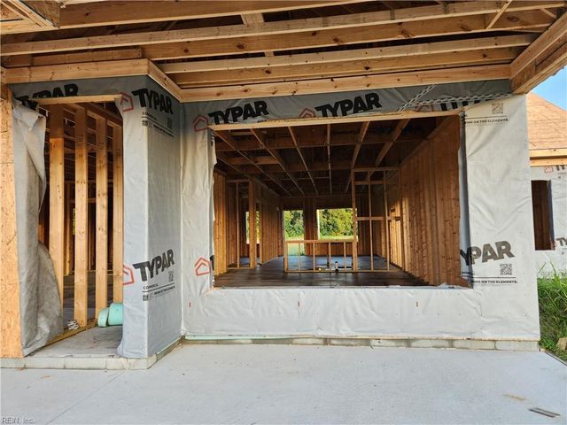 130 Hampton PL, Winfall, NC 27985
