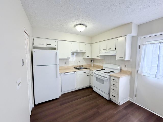 1953 Slaton Court, Columbus, OH 43235