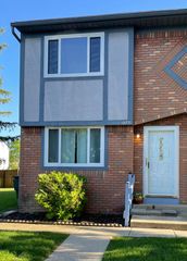1953 Slaton Court, Columbus, OH 43235