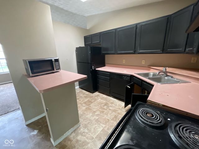 11106 Wismar Drive, Indianapolis, IN 46235