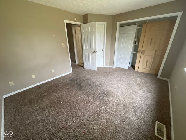 11106 Wismar Drive, Indianapolis, IN 46235