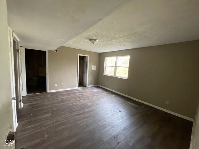 11106 Wismar Drive, Indianapolis, IN 46235
