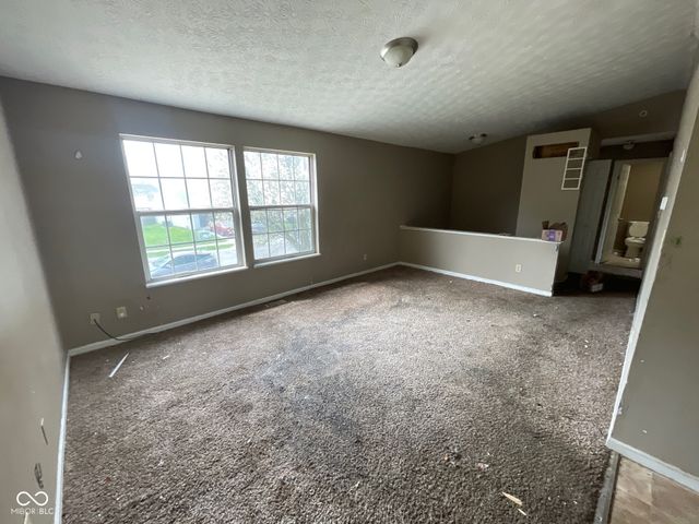 11106 Wismar Drive, Indianapolis, IN 46235