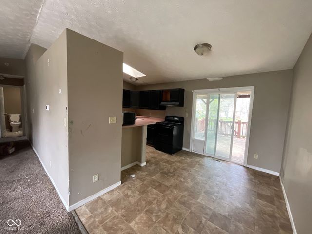 11106 Wismar Drive, Indianapolis, IN 46235