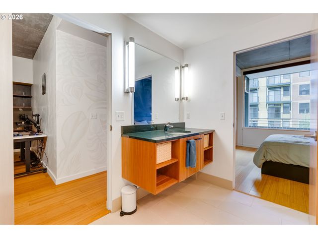 1234 Sw 18TH Ave 206, Portland, OR 97205