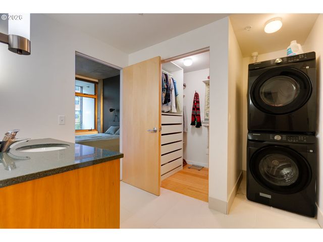 1234 Sw 18TH Ave 206, Portland, OR 97205