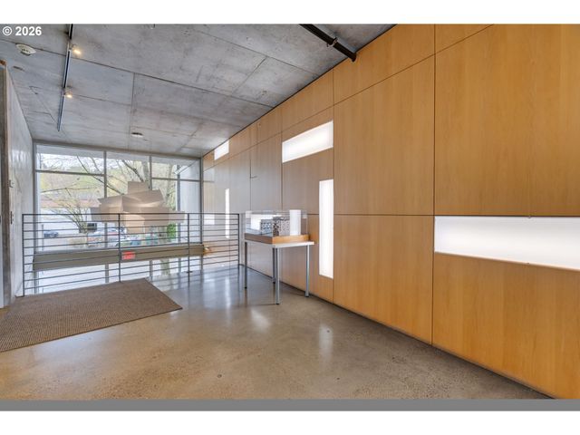 1234 Sw 18TH Ave 206, Portland, OR 97205