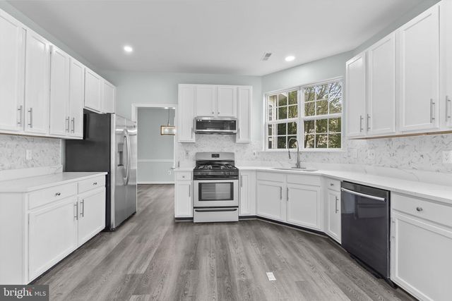2750 CONGRESS CT, Waldorf, MD 20603
