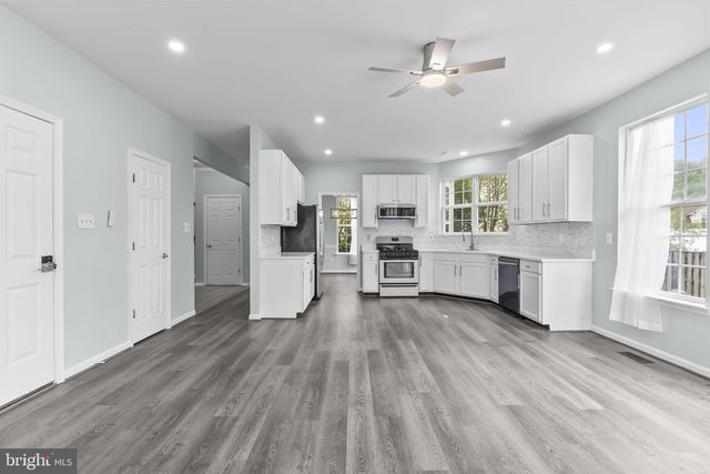 2750 CONGRESS CT, Waldorf, MD 20603