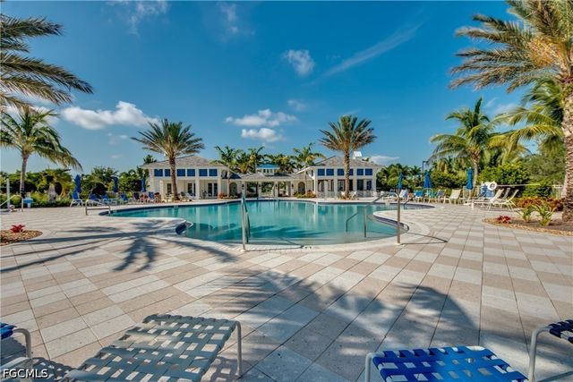 4420 Waterscape LN, Fort Myers, FL 33966