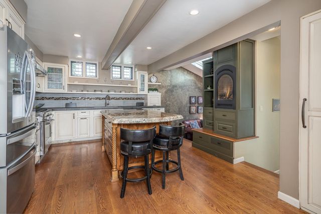 420 NW Drake Road, Bend, OR 97703