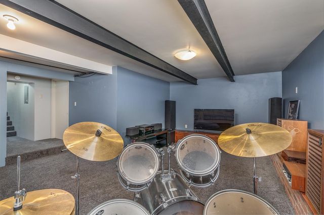 420 NW Drake Road, Bend, OR 97703