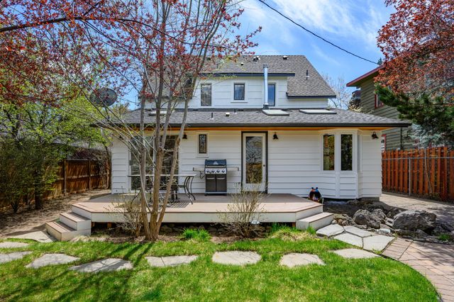 420 NW Drake Road, Bend, OR 97703