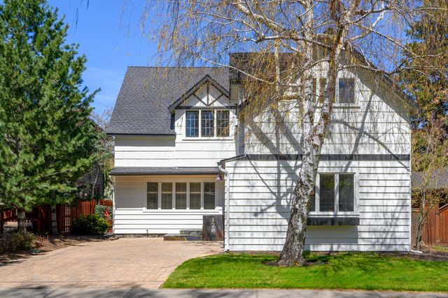 420 NW Drake Road, Bend, OR 97703