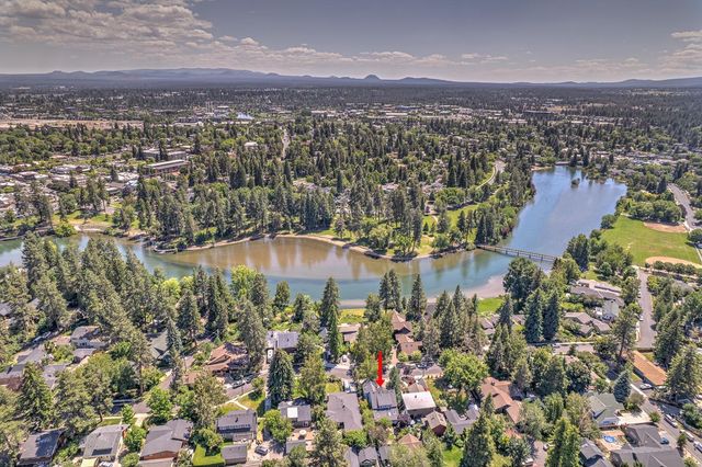 420 NW Drake Road, Bend, OR 97703