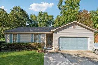 3075 Sawgrass SW Trail, Lilburn, GA 30047