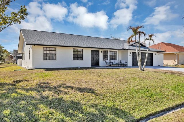 202 SW HOLDEN TERRACE, Port St Lucie, FL 34984