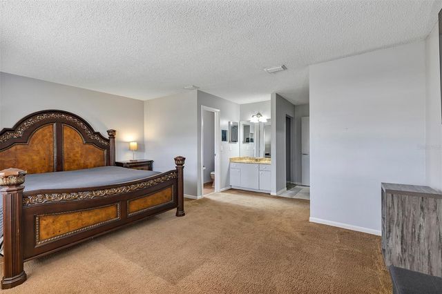 202 SW HOLDEN TERRACE, Port St Lucie, FL 34984