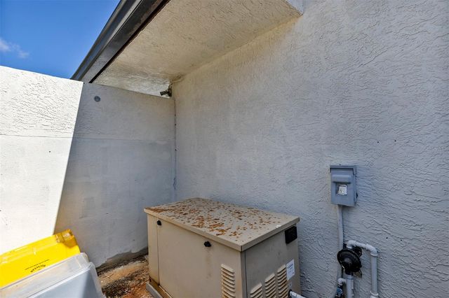 202 SW HOLDEN TERRACE, Port St Lucie, FL 34984