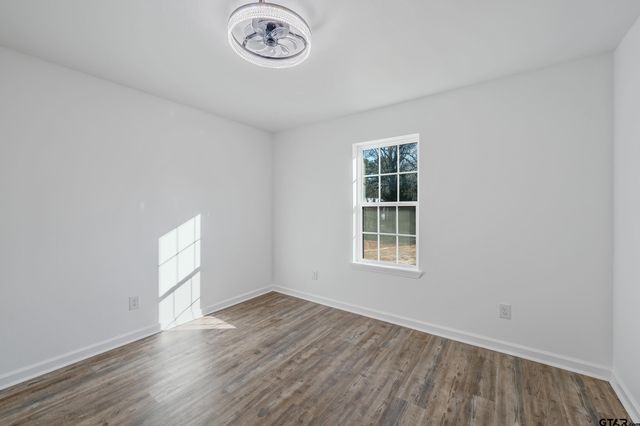 612 Giles St, Troup, TX 75789