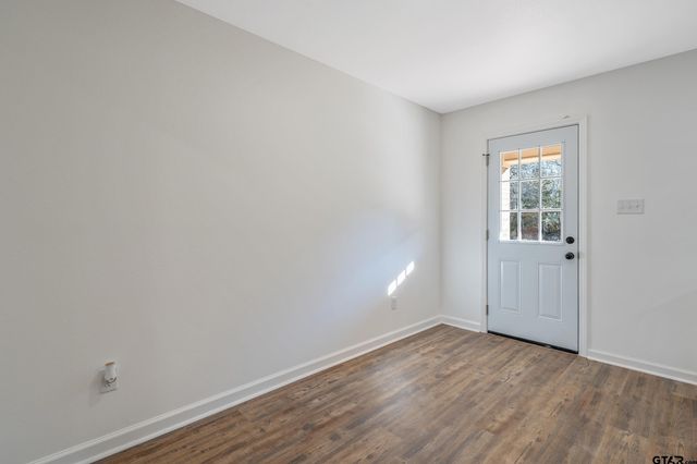 612 Giles St, Troup, TX 75789