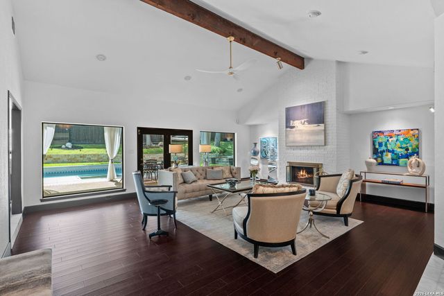 13903 Bluffoak, San Antonio, TX 78216