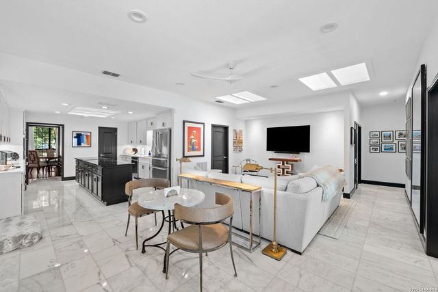 13903 Bluffoak, San Antonio, TX 78216