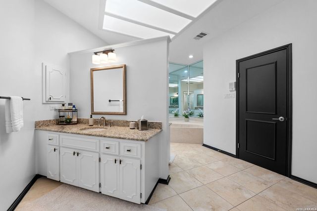 13903 Bluffoak, San Antonio, TX 78216