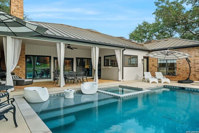 13903 Bluffoak, San Antonio, TX 78216