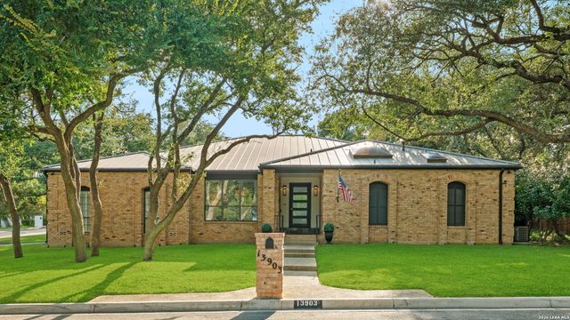 13903 Bluffoak, San Antonio, TX 78216