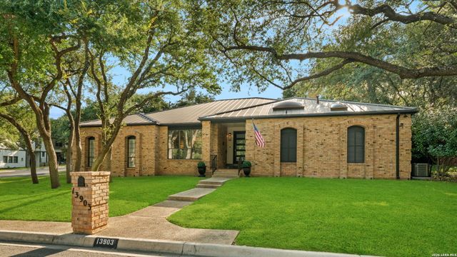 13903 Bluffoak, San Antonio, TX 78216