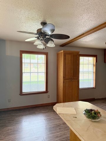 1310 Colgate Dr., Longview, TX 75601