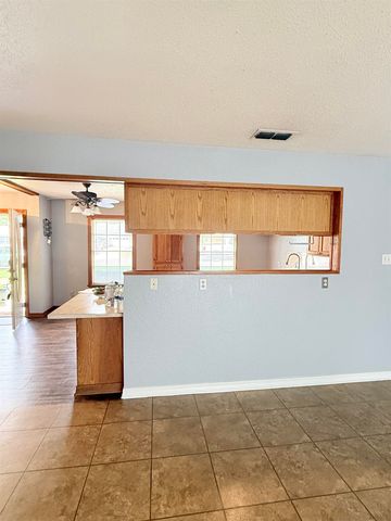 1310 Colgate Dr., Longview, TX 75601