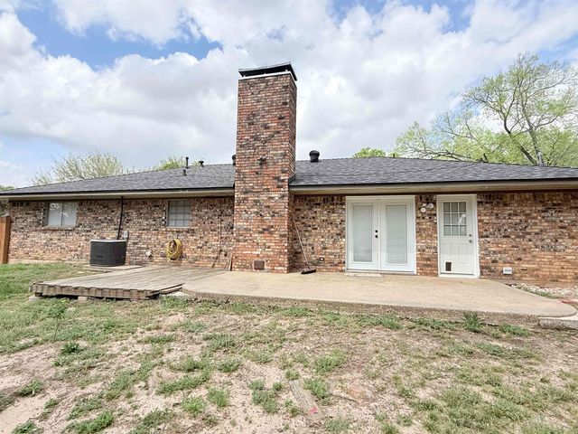 1310 Colgate Dr., Longview, TX 75601